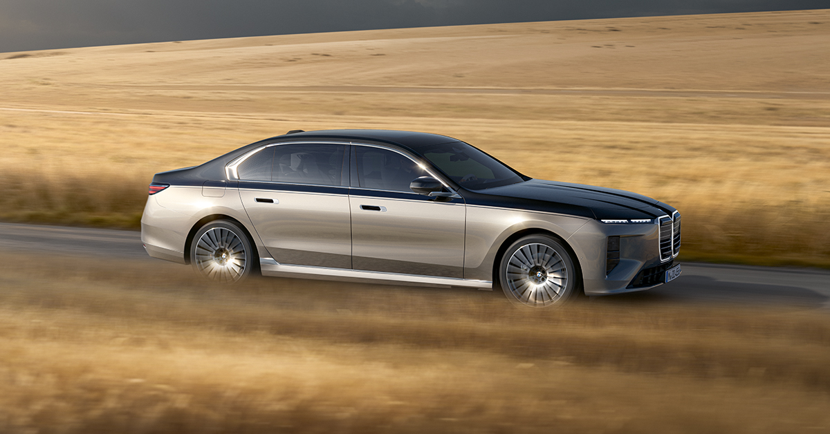BMW i7